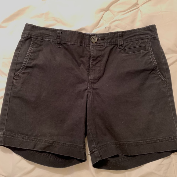 dockers Black Bermuda Shorts Size 6 - Picture 1 of 2